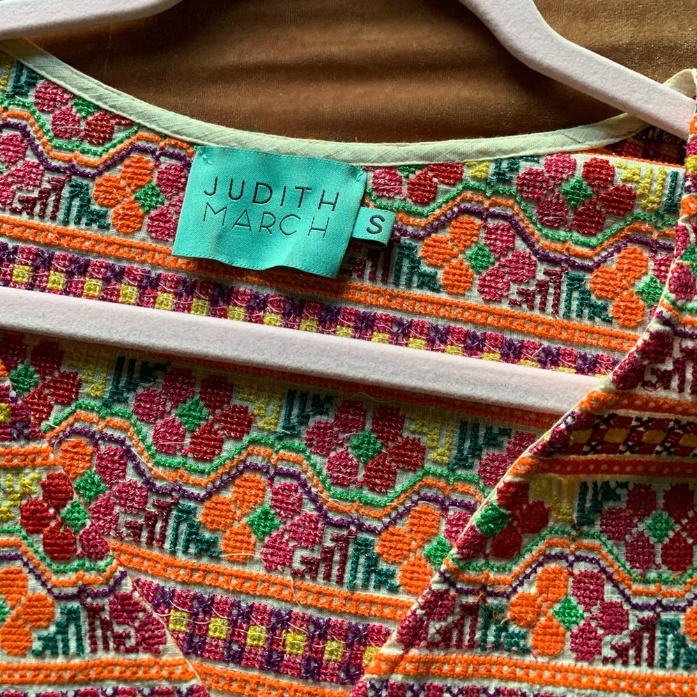 Judith March embroidery tunic RUNS LARGE